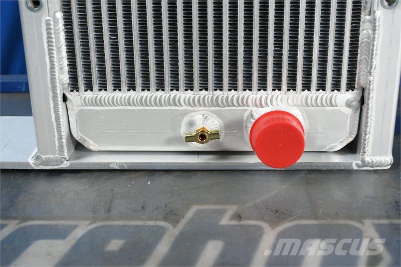 John Deere 450H Radiator # 870196 Radiatoren