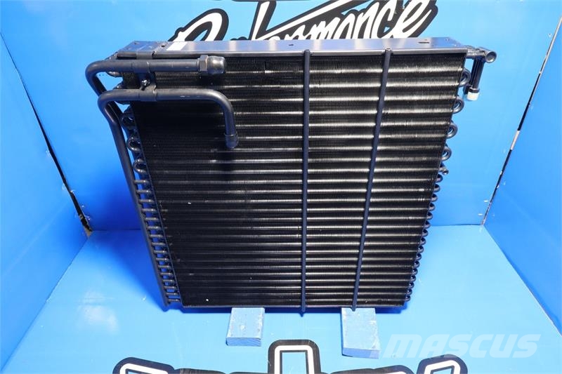 John Deere 4555, 4955, 4755, 4760, 4960, Oil Cooler # 870982 Radiadores