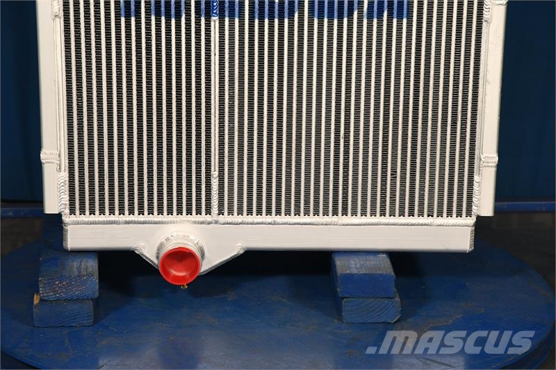 John Deere 456,046,604,755,476,000,000,00 Radiator # 870243 Radiadores