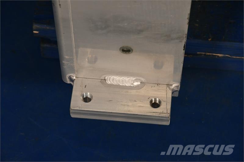 John Deere 490D Oil Cooler # 870257 مشعات