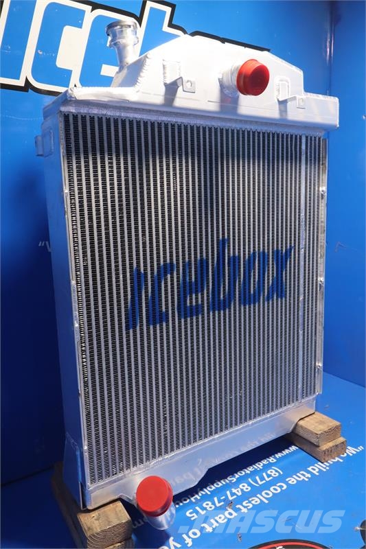 John Deere 5010, PC803 Radiator # 871205 Radiadores