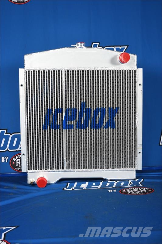 John Deere 544, 544A Radiator # 871090 Jäähdyttimet