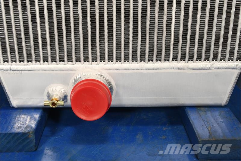 John Deere 544G, 544E, 624E, 644E, 644G Radiator # 870126 Radiatoren