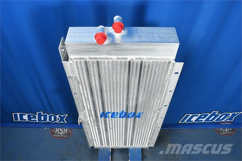 John Deere 544H Oil Cooler # 870406 Радиатори