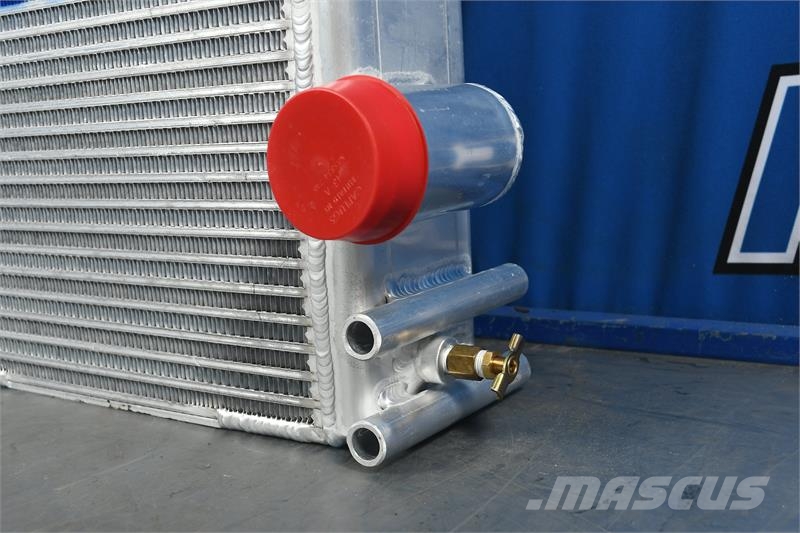 John Deere 544K-II, 524K, 444K, 544K Radiator # 871078 Jäähdyttimet