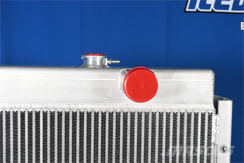 John Deere 548, 540E, 548E, 548G-II, 640E Radiator # 870179 Radiadores camiões e carrinhas