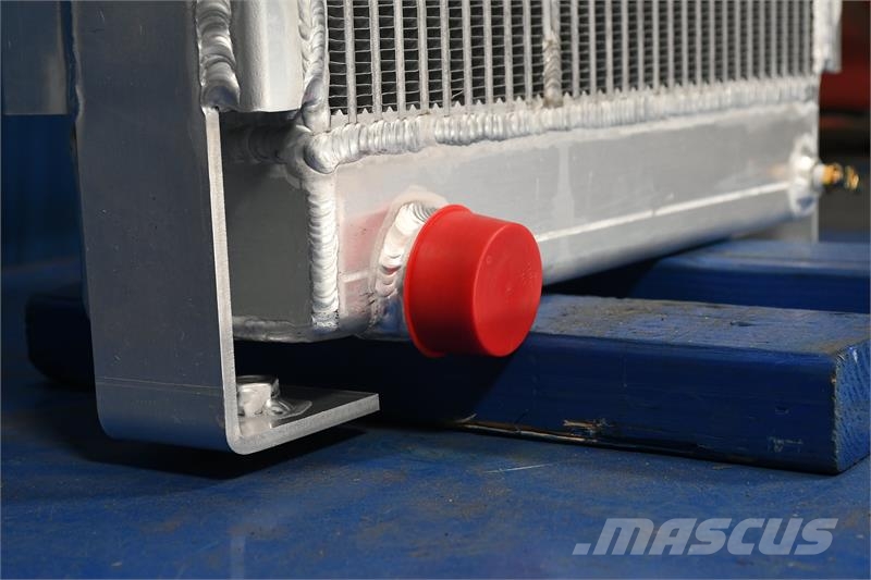 John Deere 550G Radiator # 870127 Radiadores