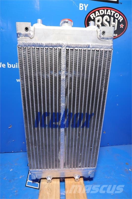 John Deere 60G Radiator # 871064 Jäähdyttimet