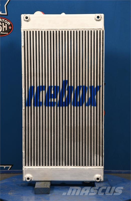 John Deere 624J / 644J Radiator # 870208 Radiadores