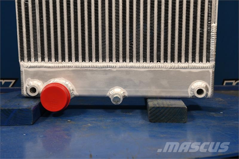 John Deere 624J / 644J Radiator # 870208 Radiadores