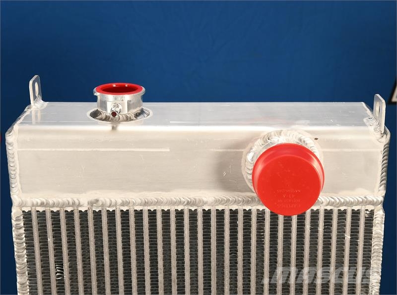 John Deere 650 DLC Radiator # 870122 Radiadores