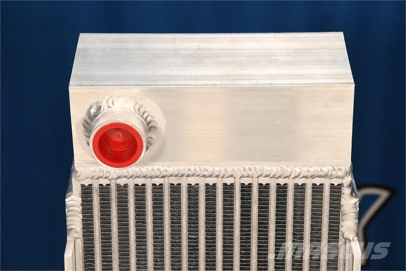 John Deere 650J Oil Cooler # 870307 Radiadores