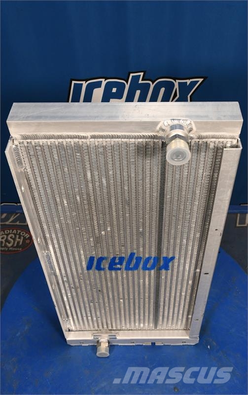 John Deere 690D Oil Cooler # 870332 Radiadores