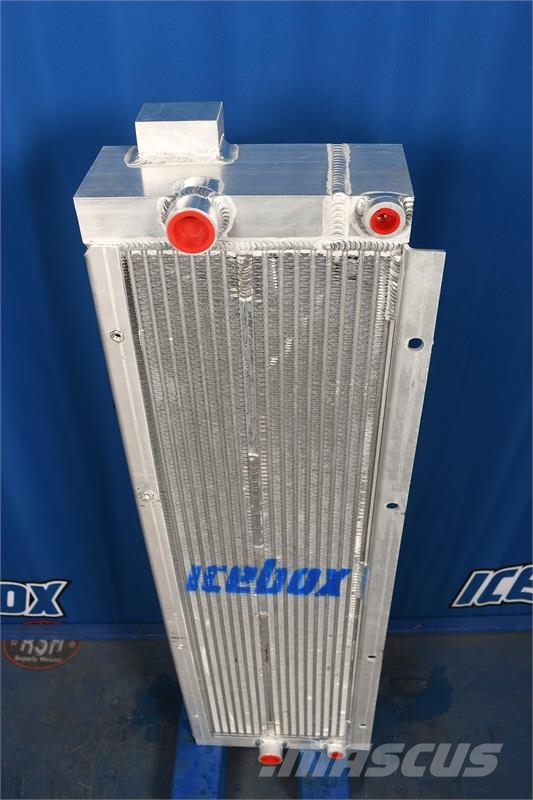 John Deere 700H, 700J Oil Cooler # 870298 Radiadores
