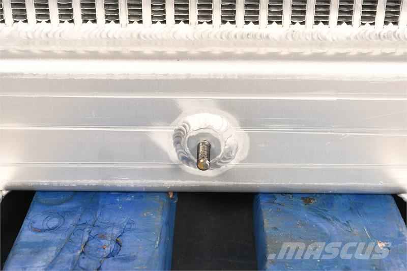 John Deere 710, 710B Radiator # 871143 مشعات
