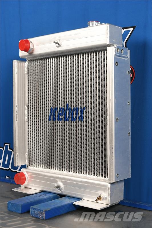 John Deere 710, 710B Radiator # 871143 مشعات
