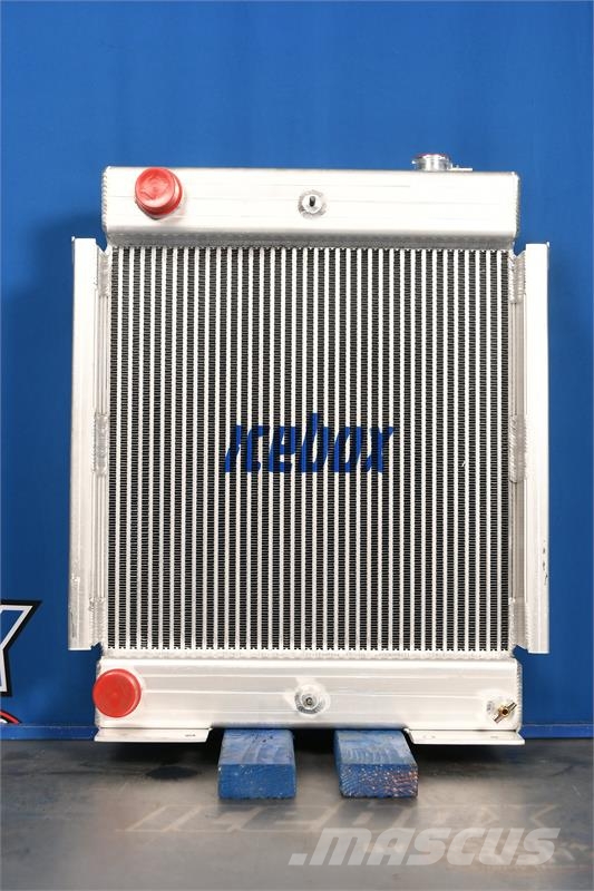 John Deere 710, 710B Radiator # 871143 مشعات