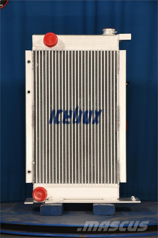 John Deere 710B, 710C Radiator # 870139 Radijatori