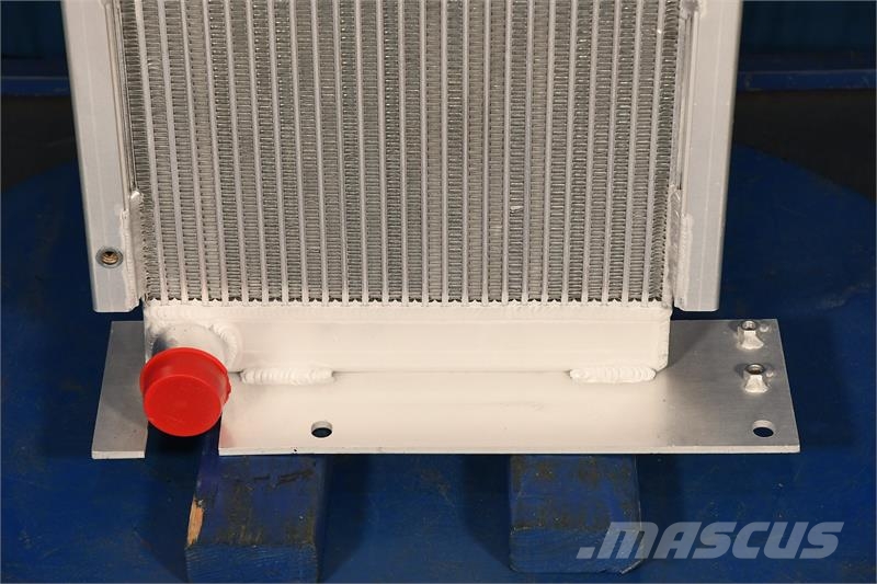 John Deere 710B, 710C Radiator # 870139 Radijatori