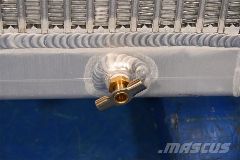 John Deere 710D Radiator # 870140 Radiadores