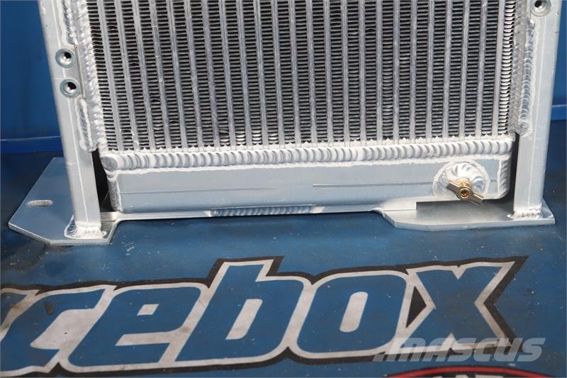 John Deere 710D Radiator # 870141 Radiadores