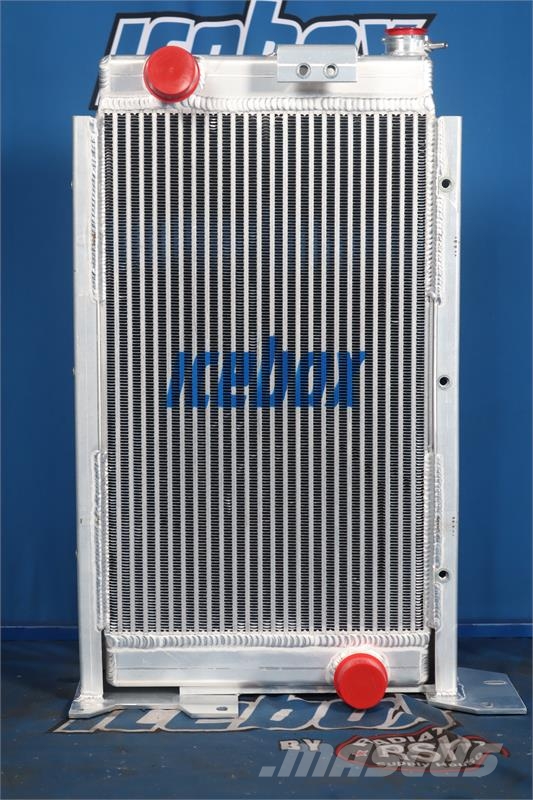 John Deere 710D Radiator # 870141 Radiadores