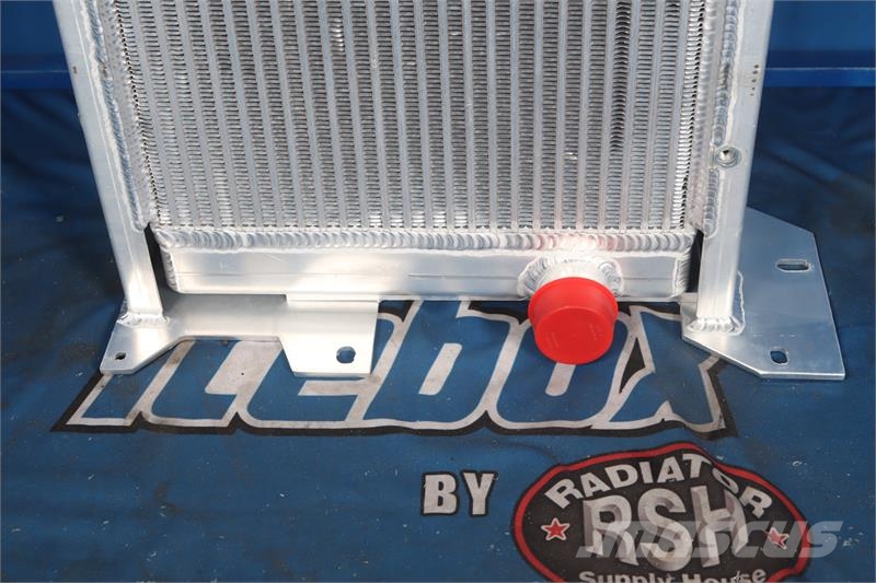 John Deere 710D Radiator # 870141 Radiadores