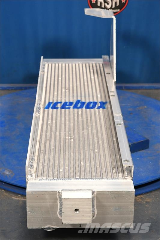 John Deere 750B Oil Cooler # 870334 Radiatoren