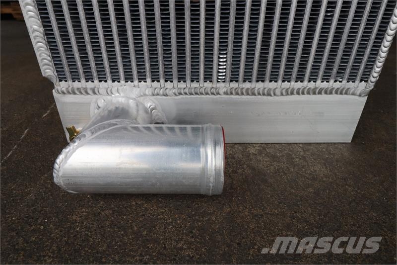 John Deere 803M, 803HM, 853M, 853HM Radiator # 871119 Radiatoren