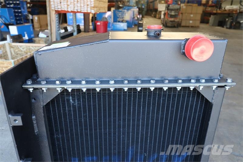 John Deere 850B Radiator # 870149 مشعات