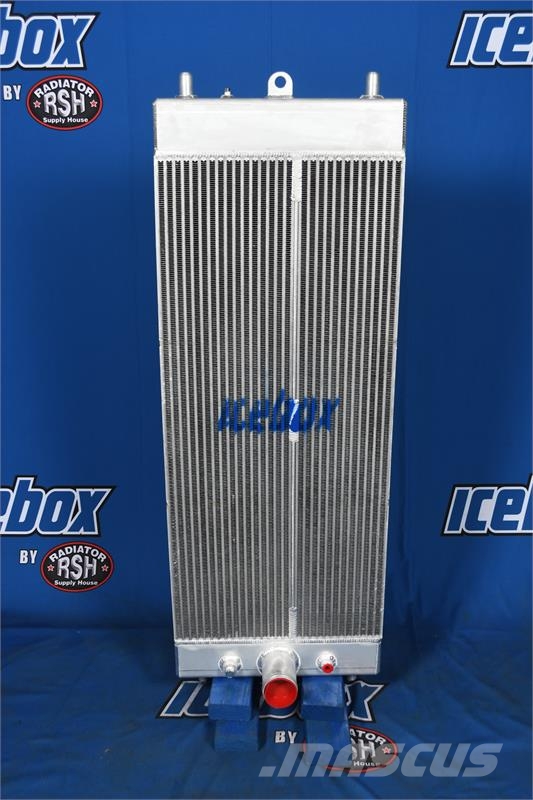 John Deere 850K Radiator # 870481 Радиатори