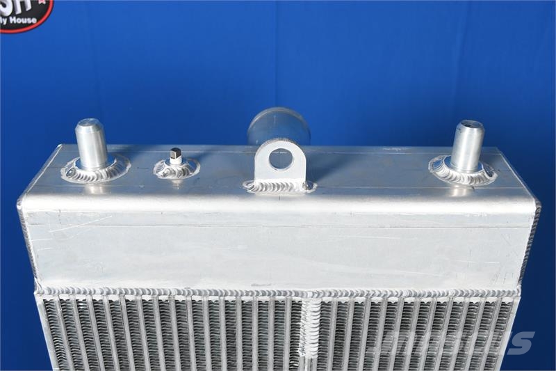 John Deere 850K Radiator # 870481 Радиатори