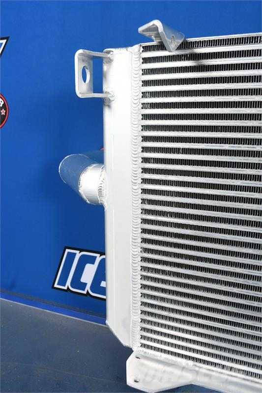 John Deere 8760 Charge Air Cooler # 870032 Радиатори