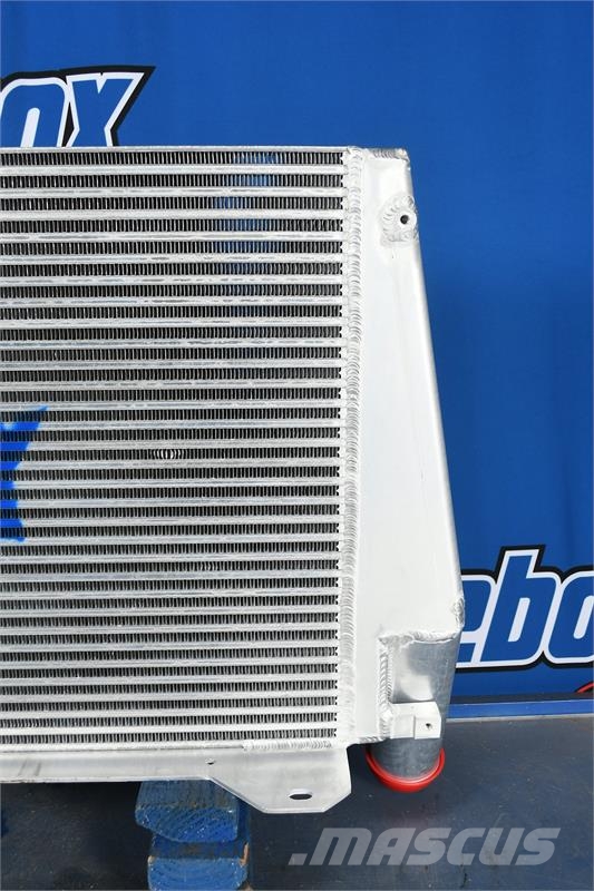 John Deere 8760 Charge Air Cooler # 870032 Радиатори