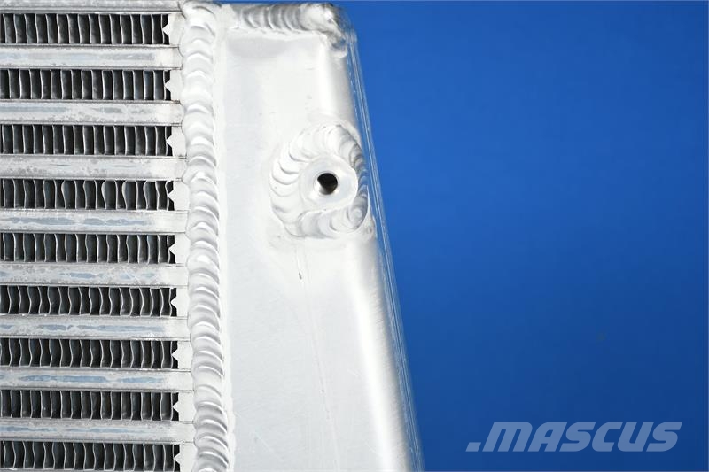 John Deere 8760 Charge Air Cooler # 870032 Радиатори