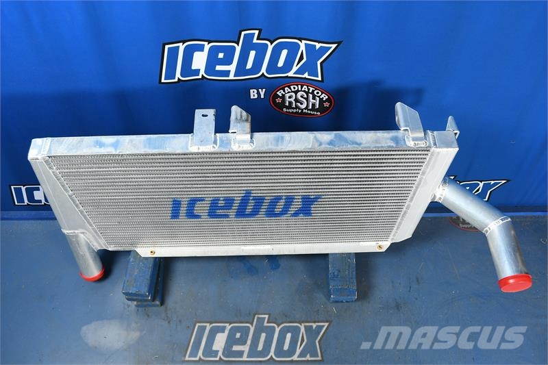 John Deere 8760 Charge Air Cooler # 870032 Радиатори