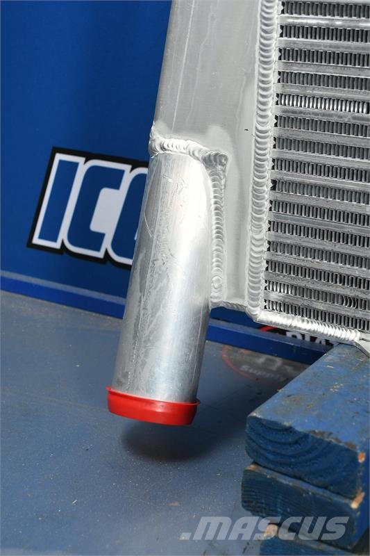 John Deere 8760 Charge Air Cooler # 870032 Радиатори