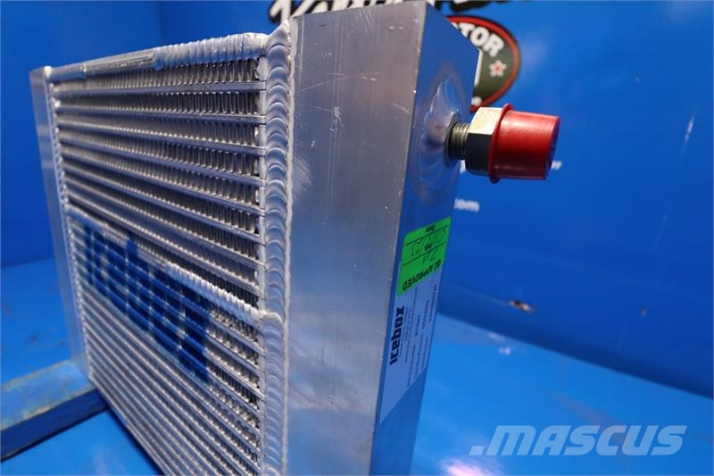 John Deere 8800 Oil Cooler # 871041 Радиатори