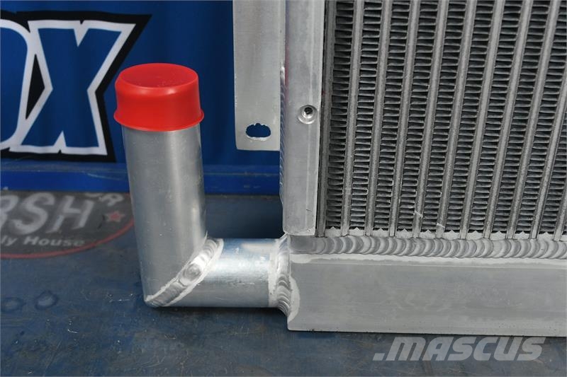 John Deere 892D Oil Cooler # 870270 Jäähdyttimet