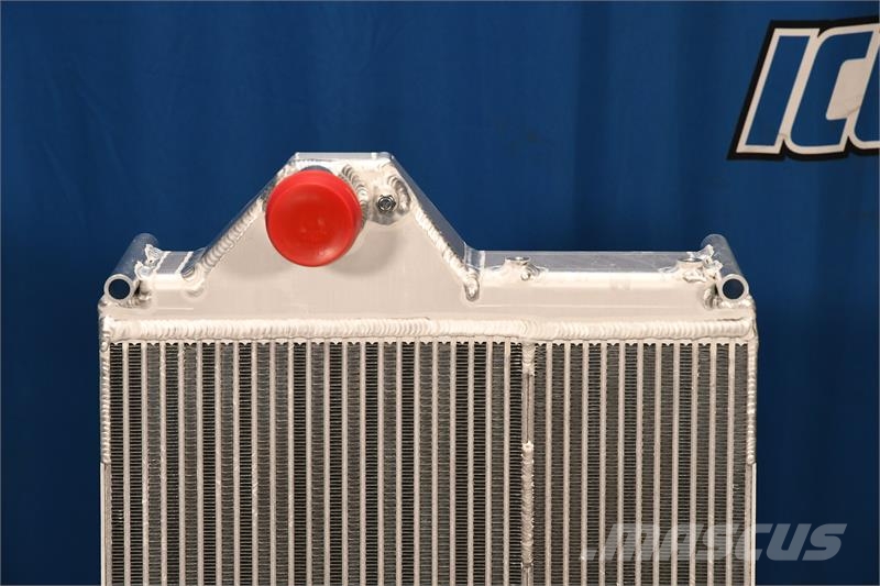 John Deere 8R Series Radiator # 871131 Radiators
