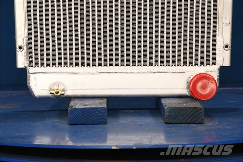John Deere 970 Radiator # 870019 Radiadores
