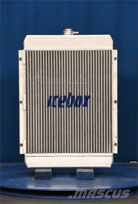 John Deere 970 Radiator # 870019 Radiadores