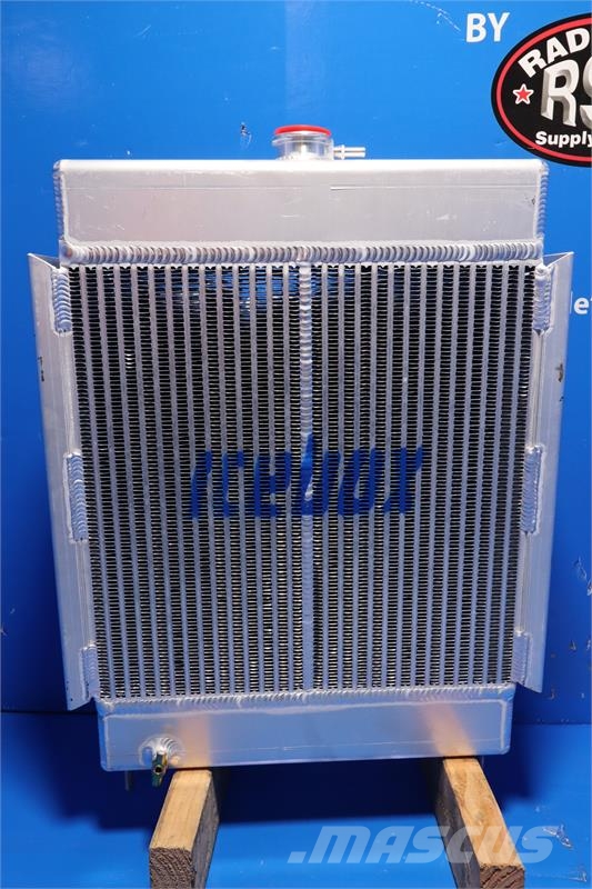 John Deere L465, LX465, LX485, L565, L665 Radiator # 871203 Radiadores