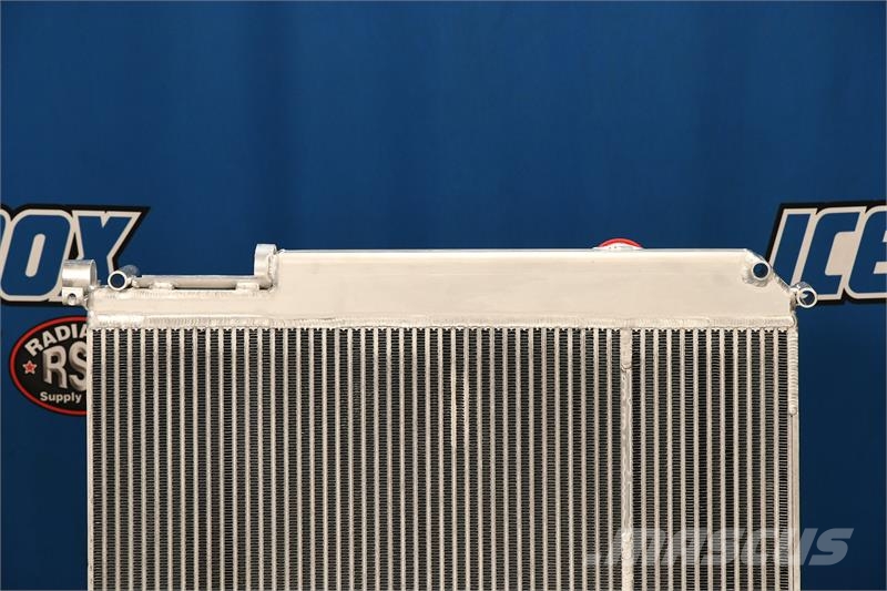 John Deere Radiator # 871082 Radiadores
