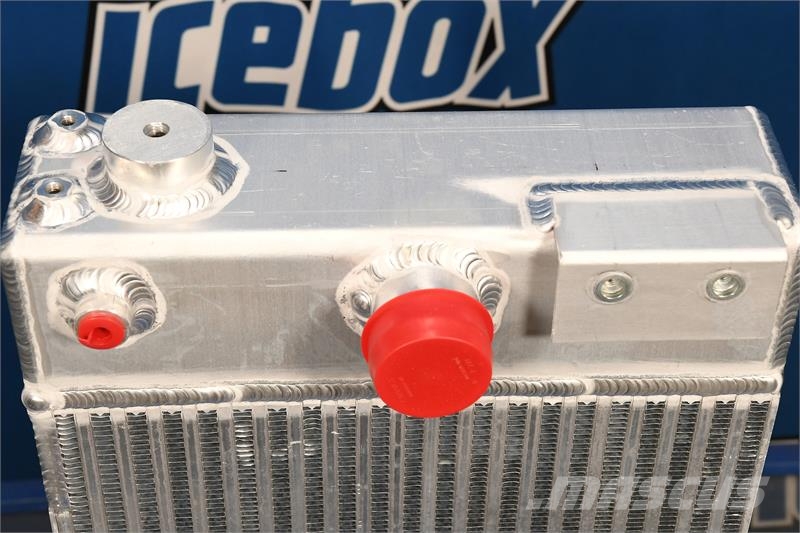 John Deere Radiator # 871068 مشعات