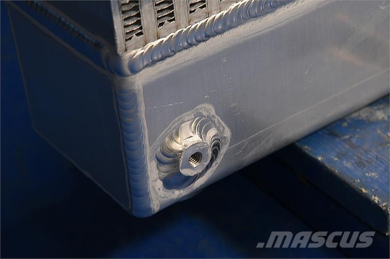 John Deere Radiator # 871068 مشعات
