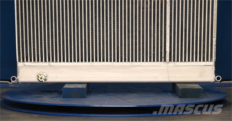 John Deere Radiator # 871082 Radiadores