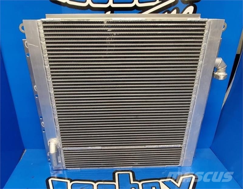 John Deere UH07-7, UH07LC-7, UH083, UH08L Oil Cooler # 870972 Radiadores