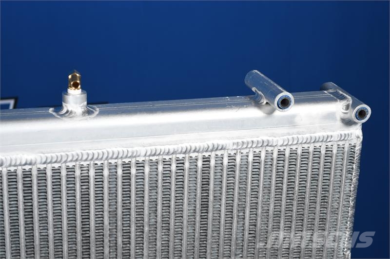 Kenworth 365, 367,386, 567, 587 EXHD, T Radiator # 604067 Jäähdyttimet