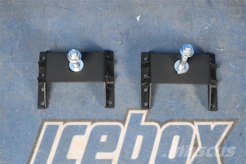 Kenworth Mounting Bracket # 604744 Jäähdyttimet